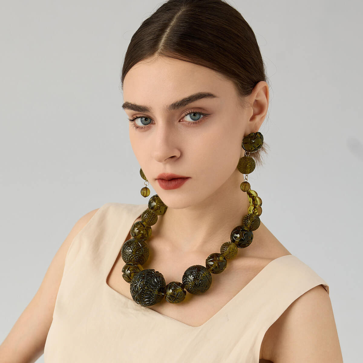 Statement Sphere Necklace Olive