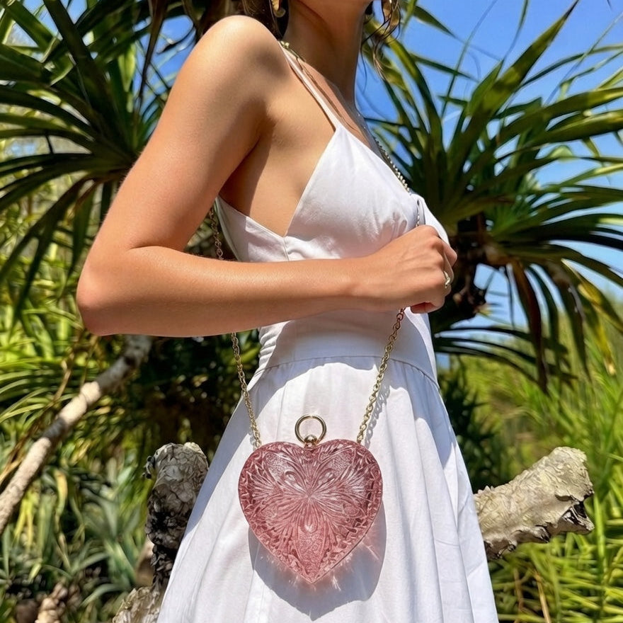 BESTSELLER Amour Heart Clutch Rosé