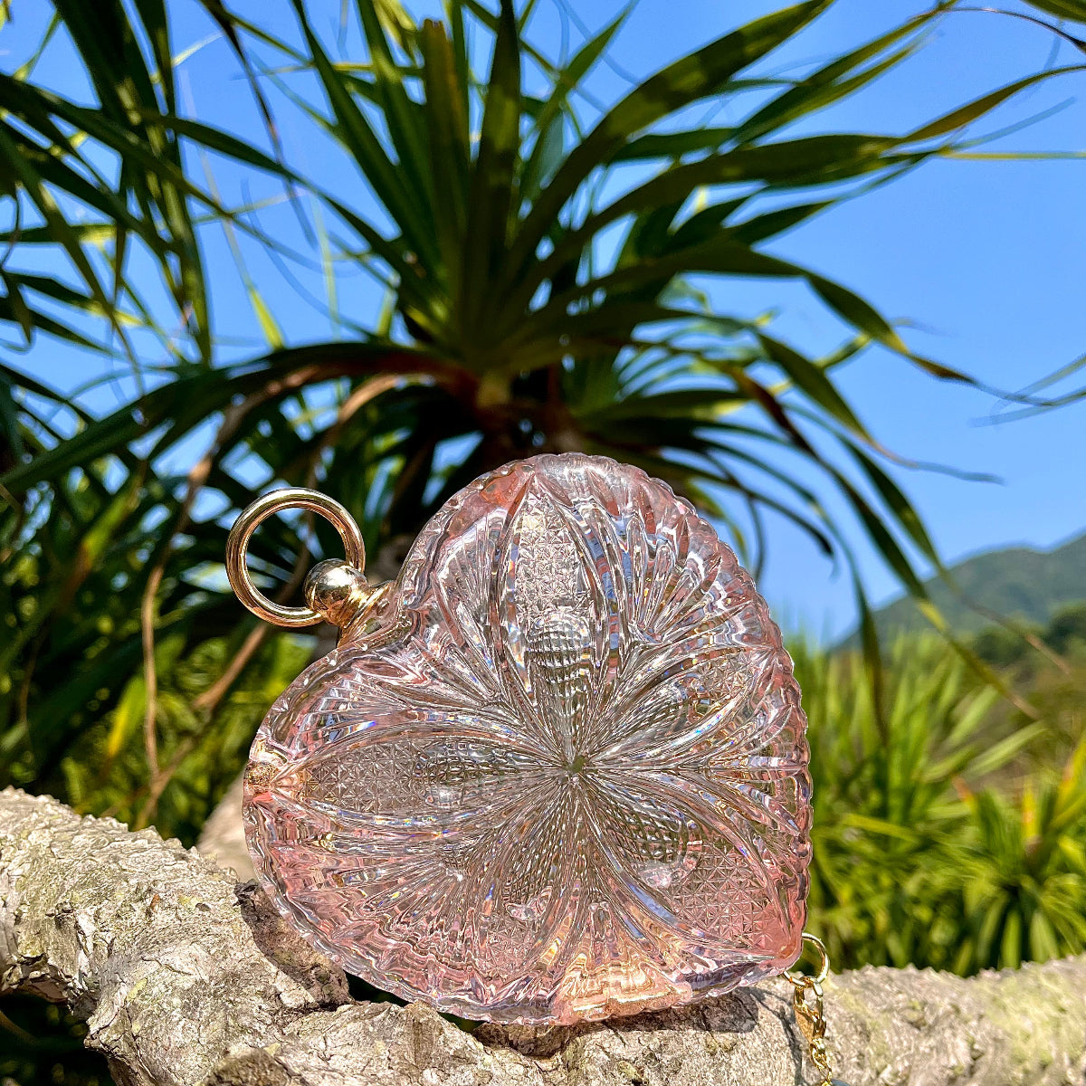 LOW STOCK Amour Heart Clutch Rosé