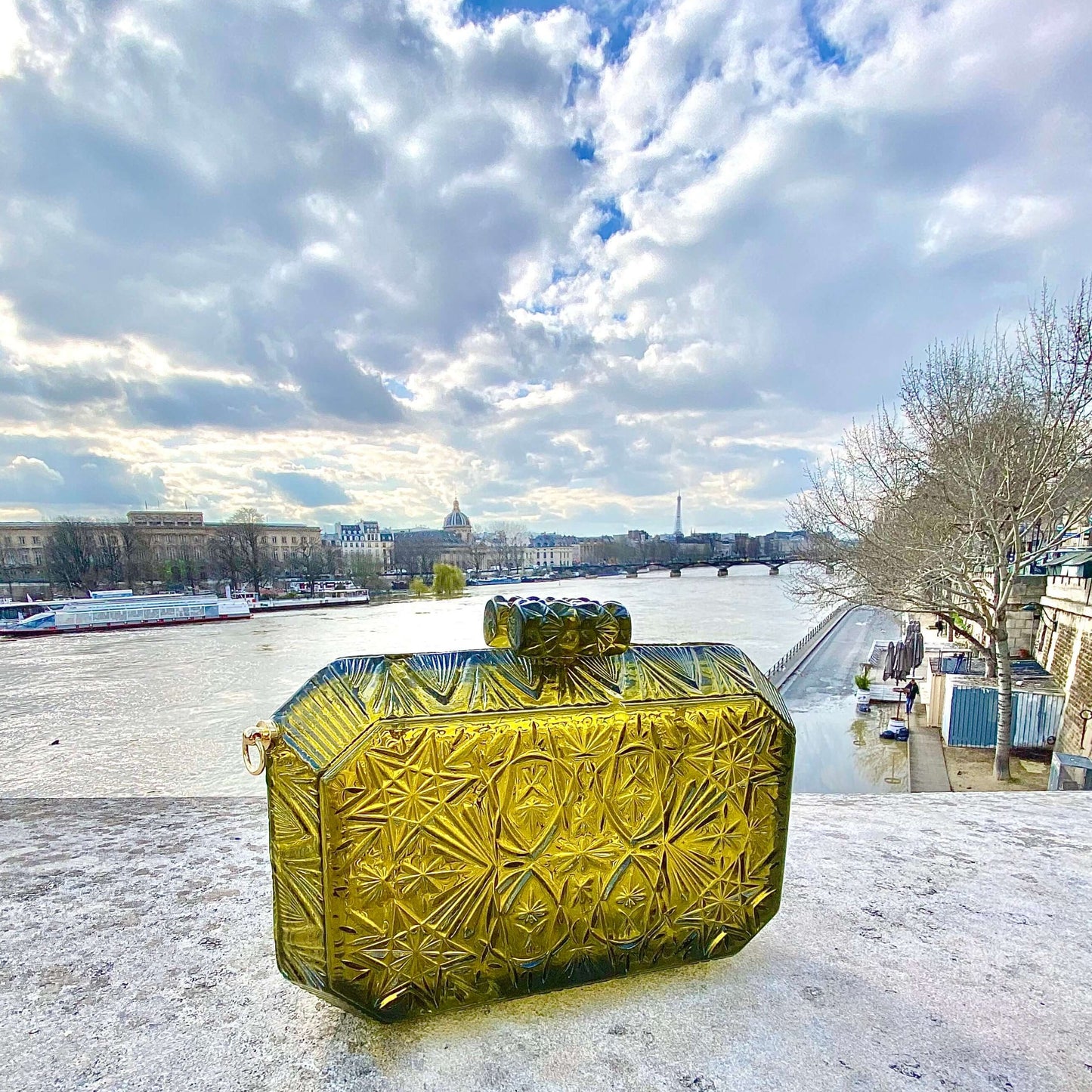 Wide Octagon Clutch Olive