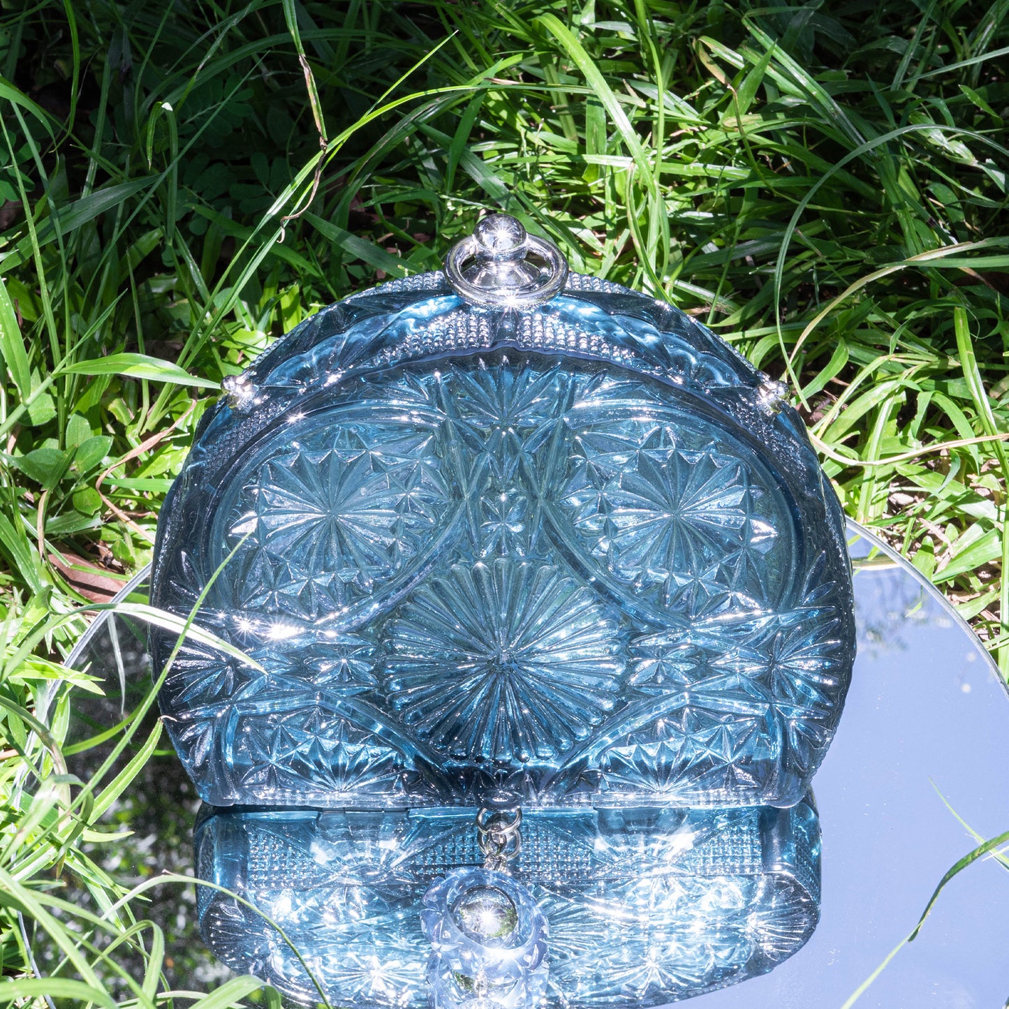 Hand Carved Fan Clutch Classic Blue