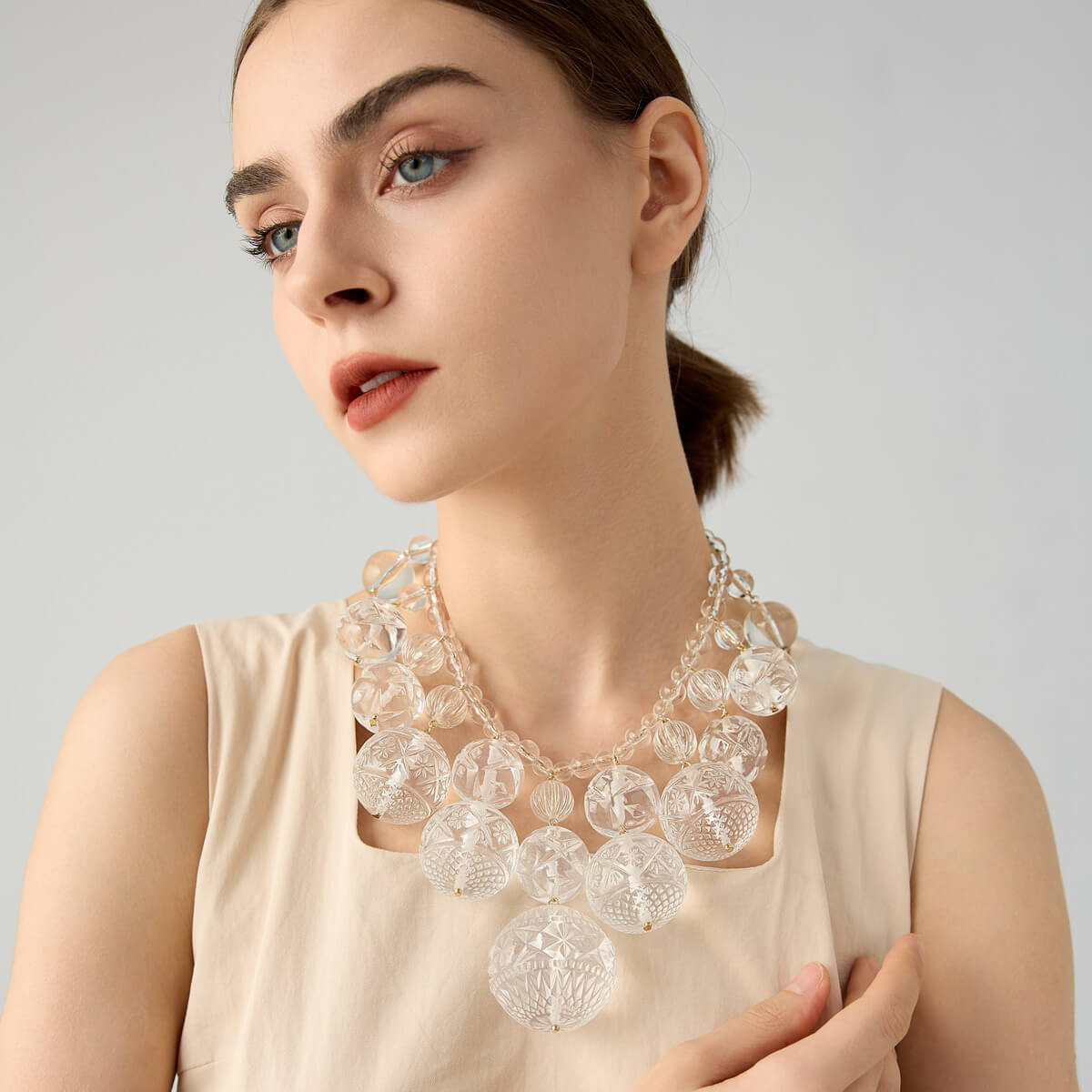 [MADE-TO-ORDER] Crystalline Bib Necklace Vintage Clear