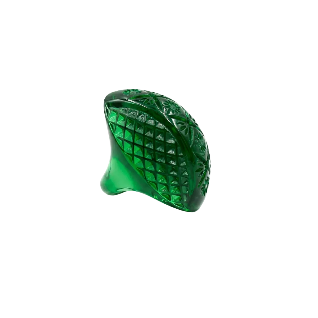 Etched Oval Ring Emerald Green
