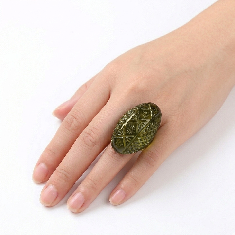 Oval Ring Olive