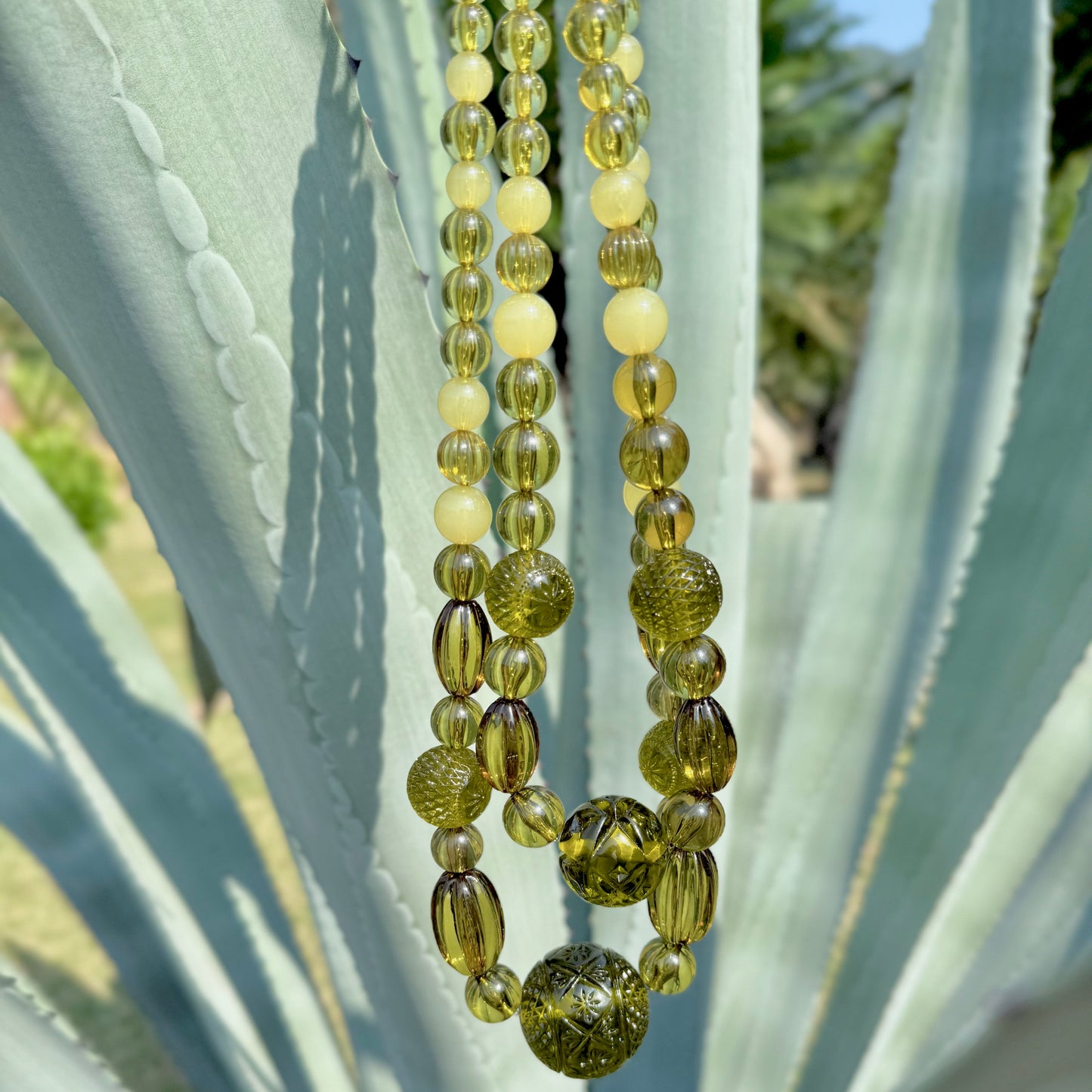 [SAMPLE SALE] Double Layered Necklace Olive
