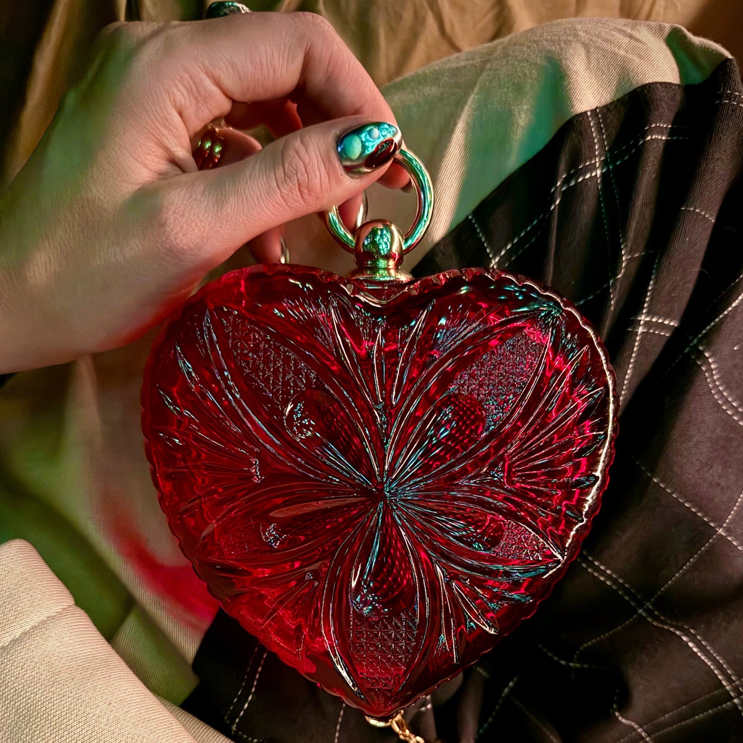 Amour Heart Clutch Burgundy