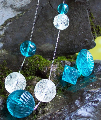 Random Sphere Necklace Aqua & Clear